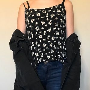 Loose floral crop top